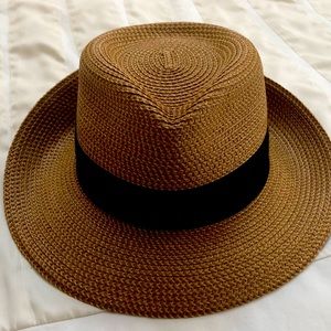 Eric Javits Squishee hat. NWT